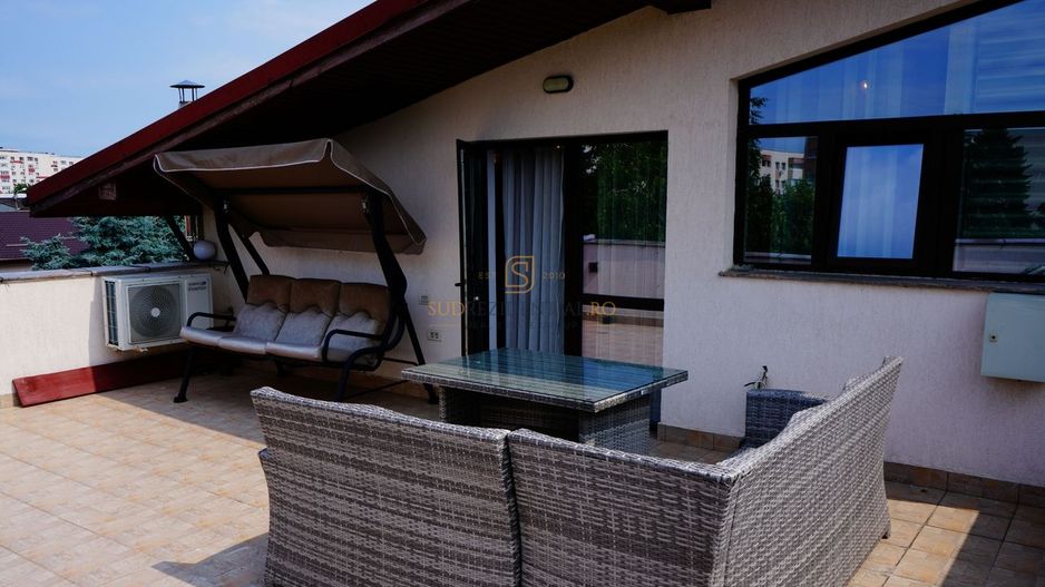 Vila deosebita cu 6 camere, zona Aparatorii Patriei, Sector 4 - Poză 18