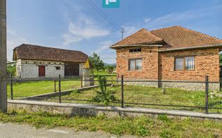 Casă cu teren de 4707 mp în Hălmăgel, județul Arad - Poză 22