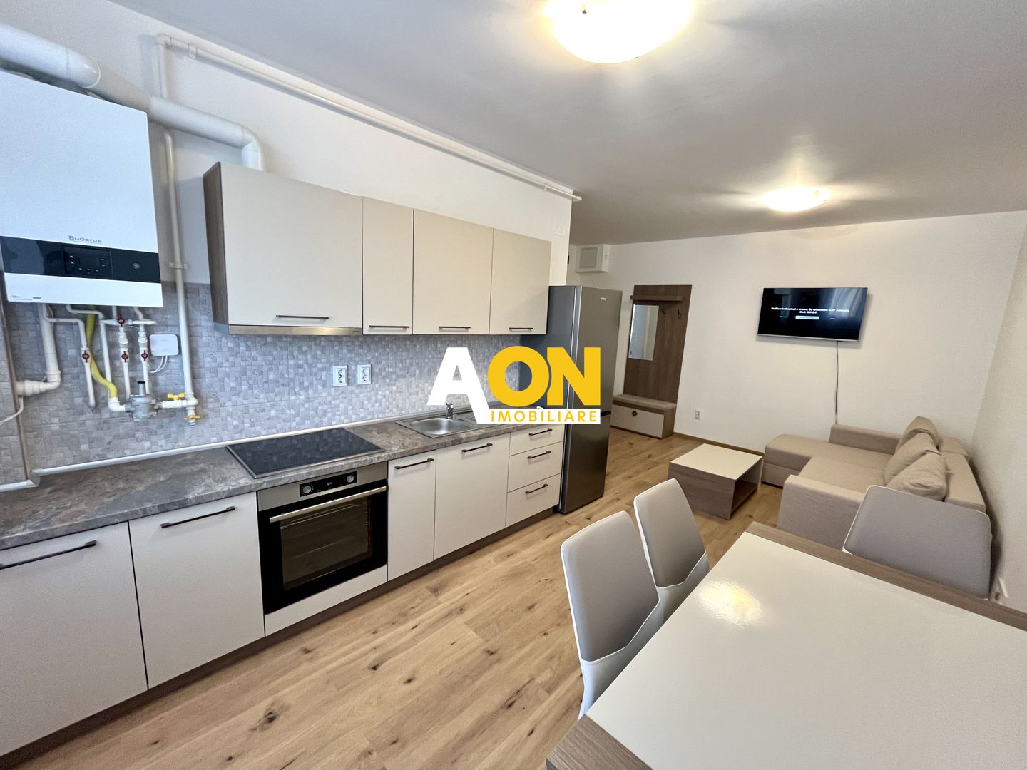 Apartament cu 2 Camere, Zona Centru - Poză 3