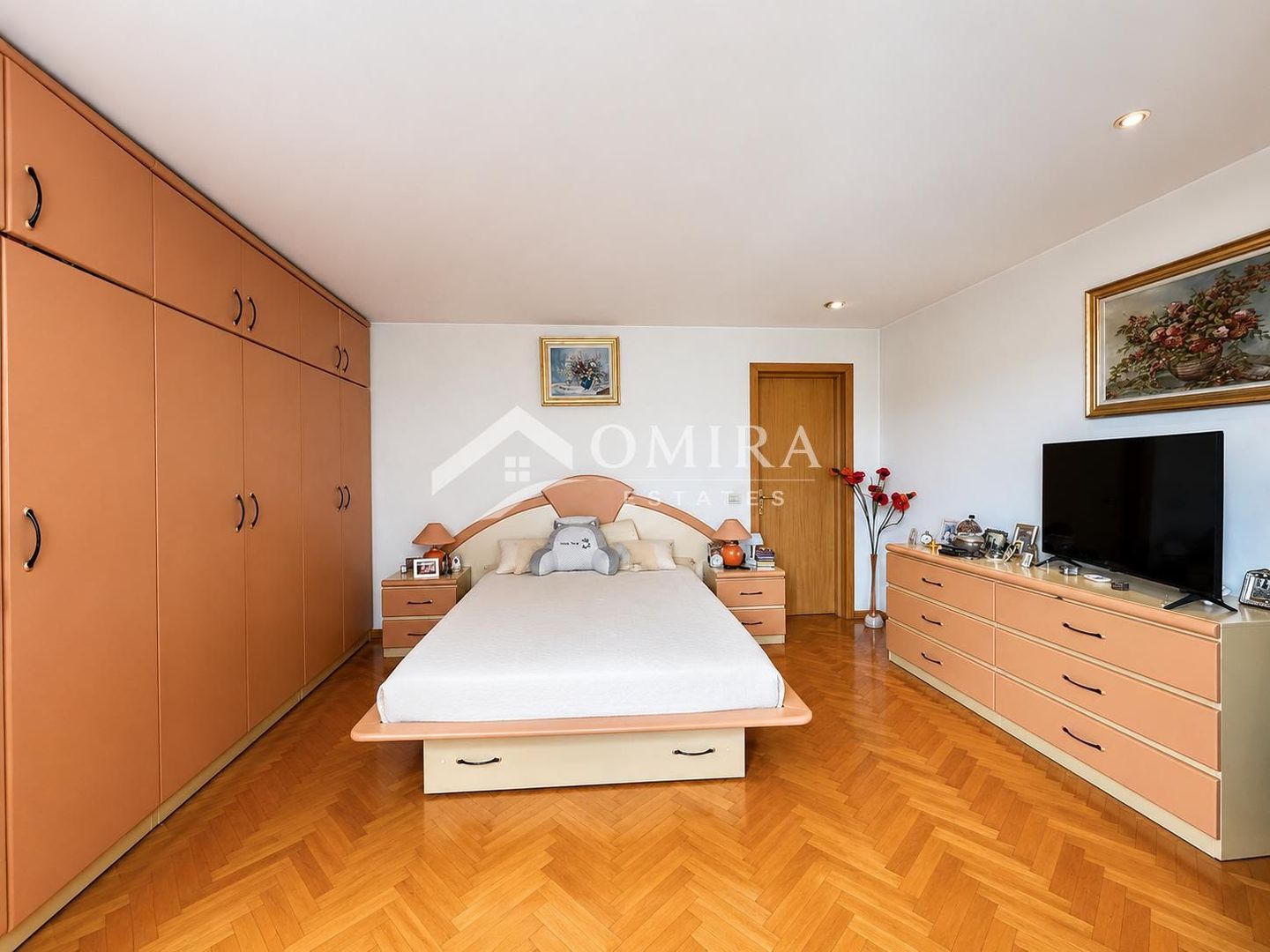 Vilă 485 mp | Dorobanți | 4 Dormitoare | 3 Terase | Garaj - Poză 12