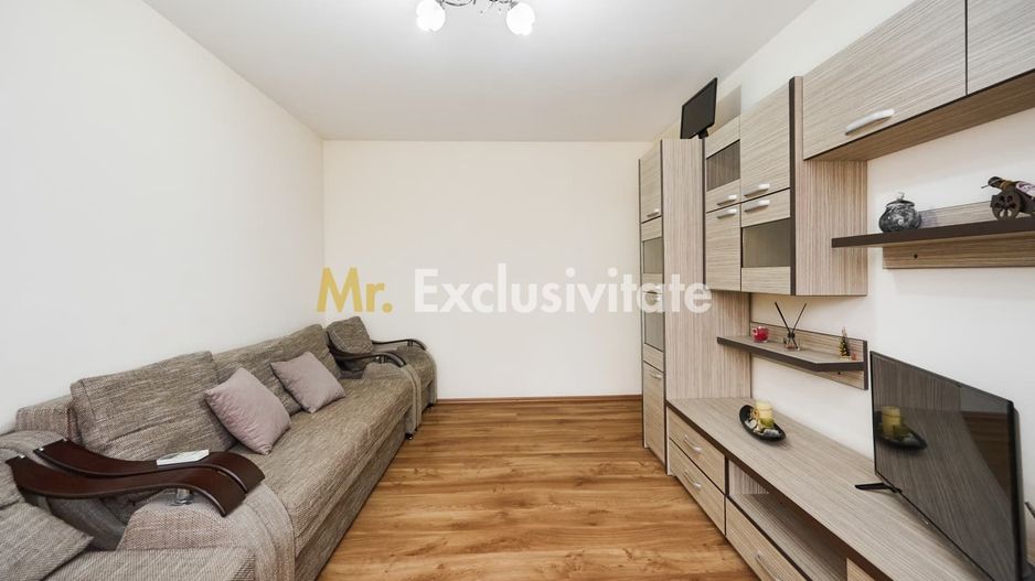 Apartament Mioveni , etajul 2 , decomandat ! - Poză 3