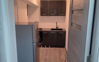 Închiriere 2 Camere Bd. Unirii, Parcare Inclusă, Renovat, 2 Balcoane - Poză 5