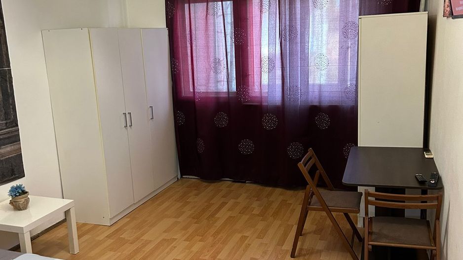 Garsoniera de inchiriat in zona Universitate, ultracentral, cu centrala proprie - Poză 5