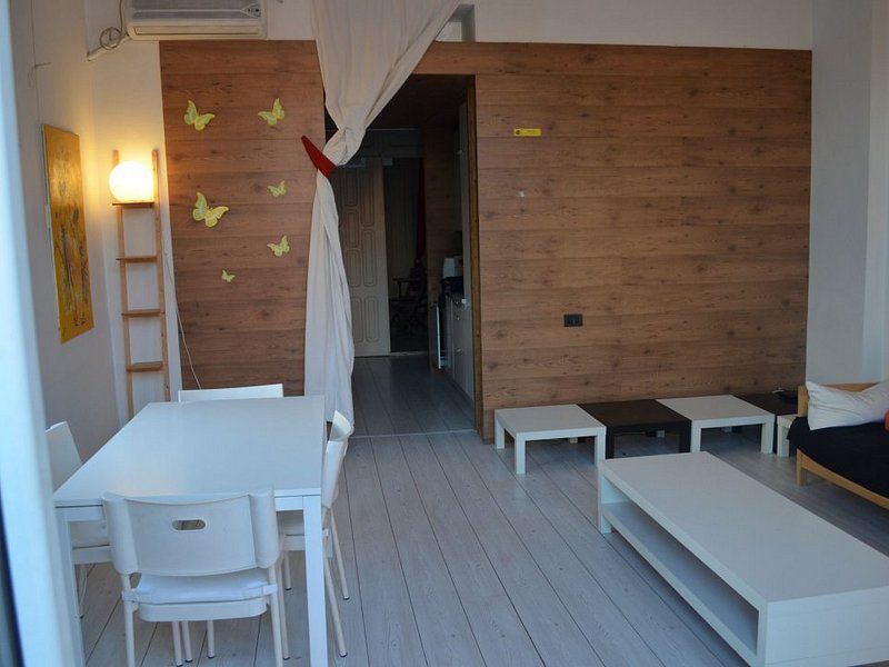 2 Camere tip studio Unirii in vila, 1/1, mobilat si utilat, intim - Poză 1