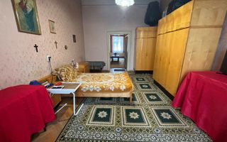 Oportunitate investitie, central , cu pivniță și pod - Poză 6