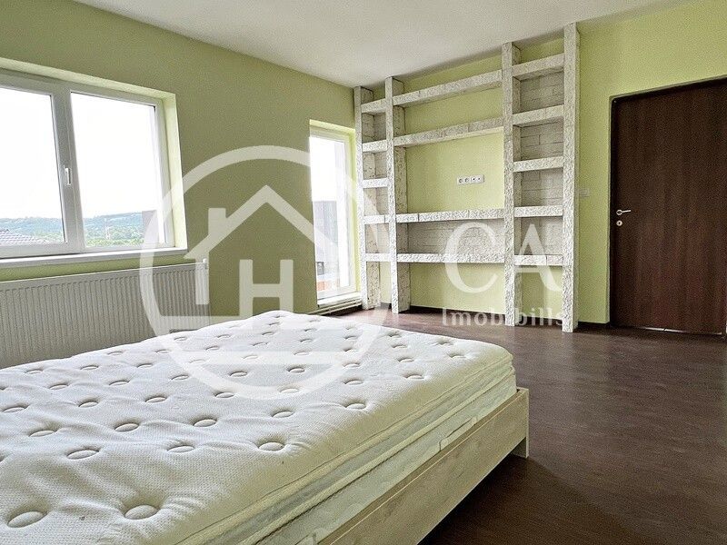 Casă de închiriat cu 5 camere în Cartierul Tineretului, Oradea - Poză 5