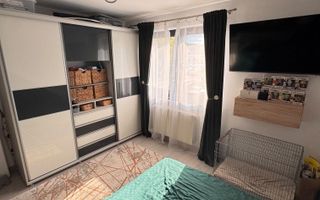 Apartament decomandat, renovat complet, mobilat, parcare inclusă. - Poză 5