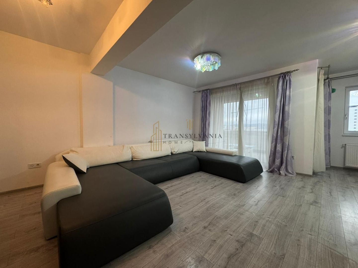 Apartament 3 camere, bloc nou - Poză 1