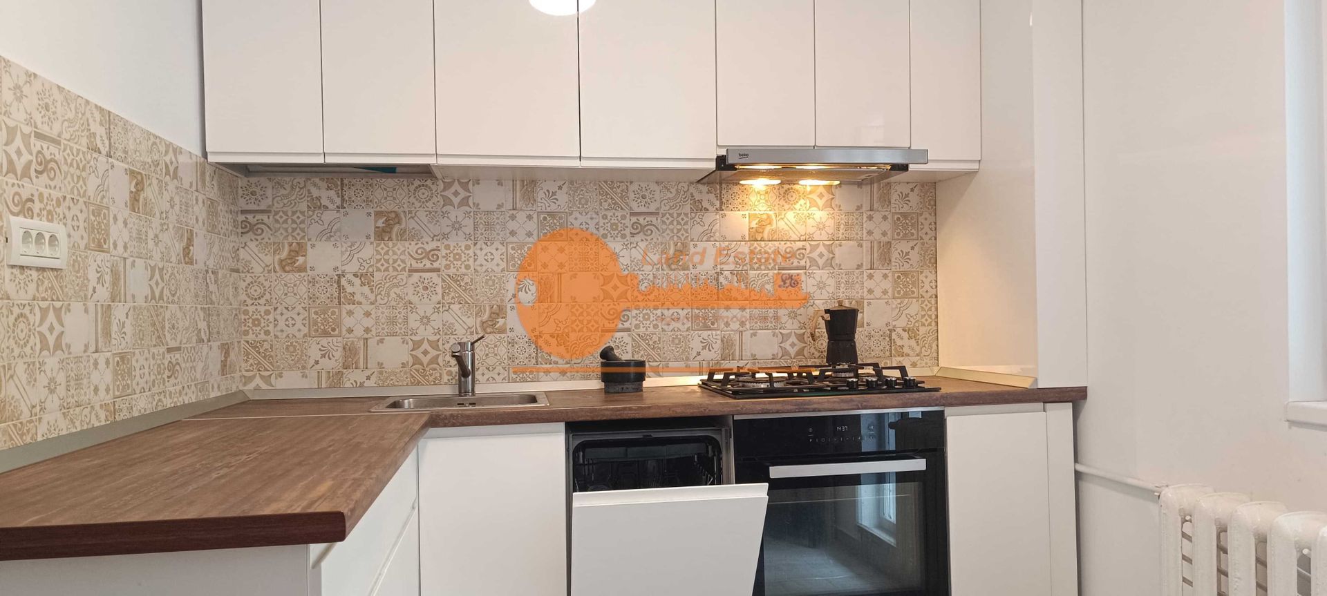 3 camere Gorjului ( bloc reabilitat ) - Poză 5