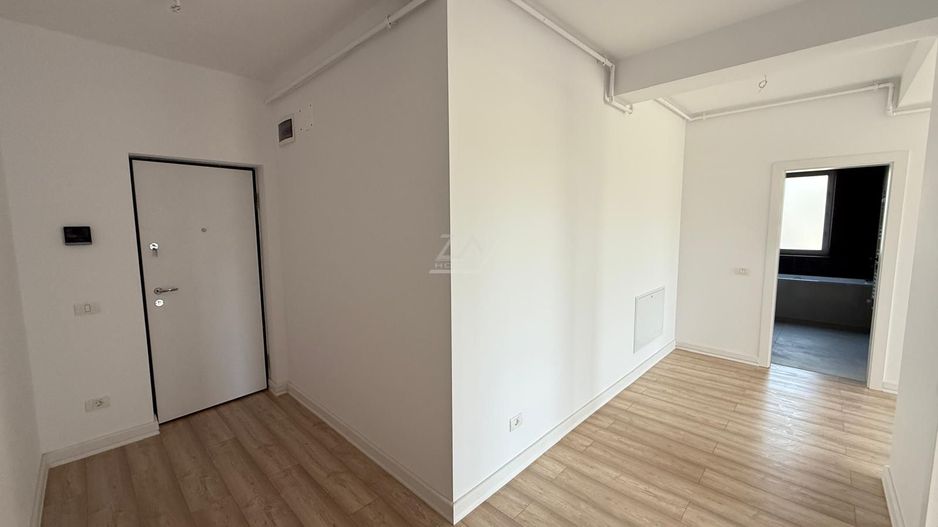 Finalizat. Gradina proprie.Pozitie excelenta - la asfalt. Loc de parcare. - Poză 6