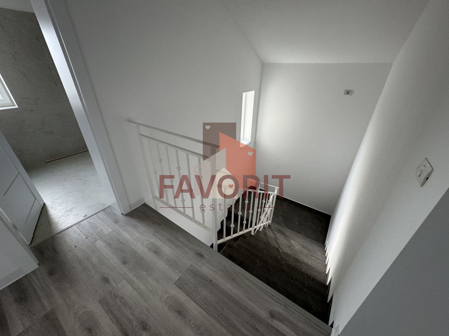 Casa individuala. Disponibila imediat. 4 dormitoare - Poză 13