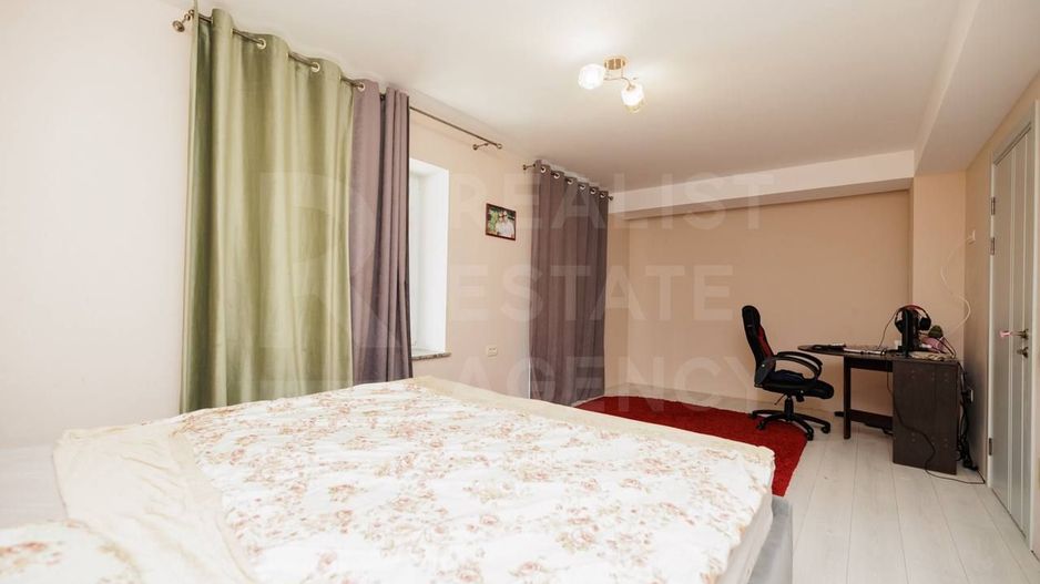 Vânzare, casă, 4 camere, 260 mp + 7 ari, str. Calea Unirii, Durlesti - Poză 13