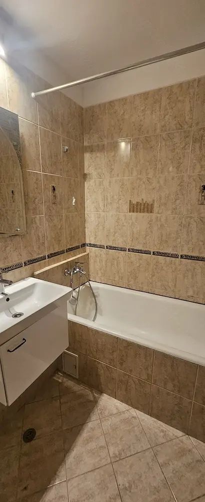 🔑 De Închiriat: Apartament 2 Camere Decomandat – Zona Tineretului - Poză 5
