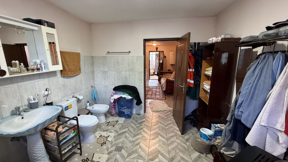 2 Case + teren 1390 mp langa parcul central Provita de Sus - Poză 11