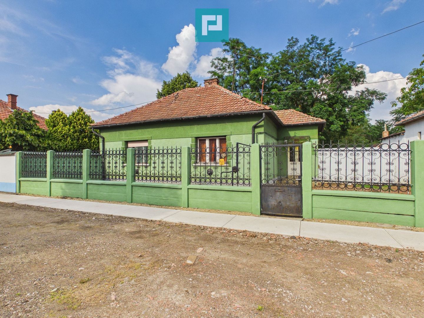 Casă cu 3 camere și teren de 800 mp în Lokoshaza - Poză 3