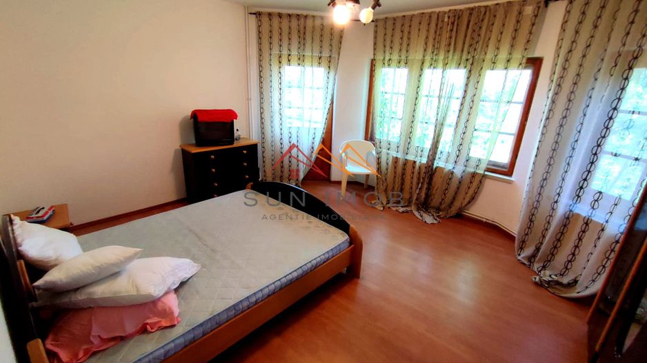 VILĂ DE VÂNZARE | CORNU DE JOS | 2.392 MP TEREN | PISCINĂ | 250.000 - Poză 8