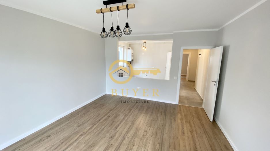 Apartament 3 camere, terasa 10.7 mp-A.C , jaluzele electrice - Poză 1