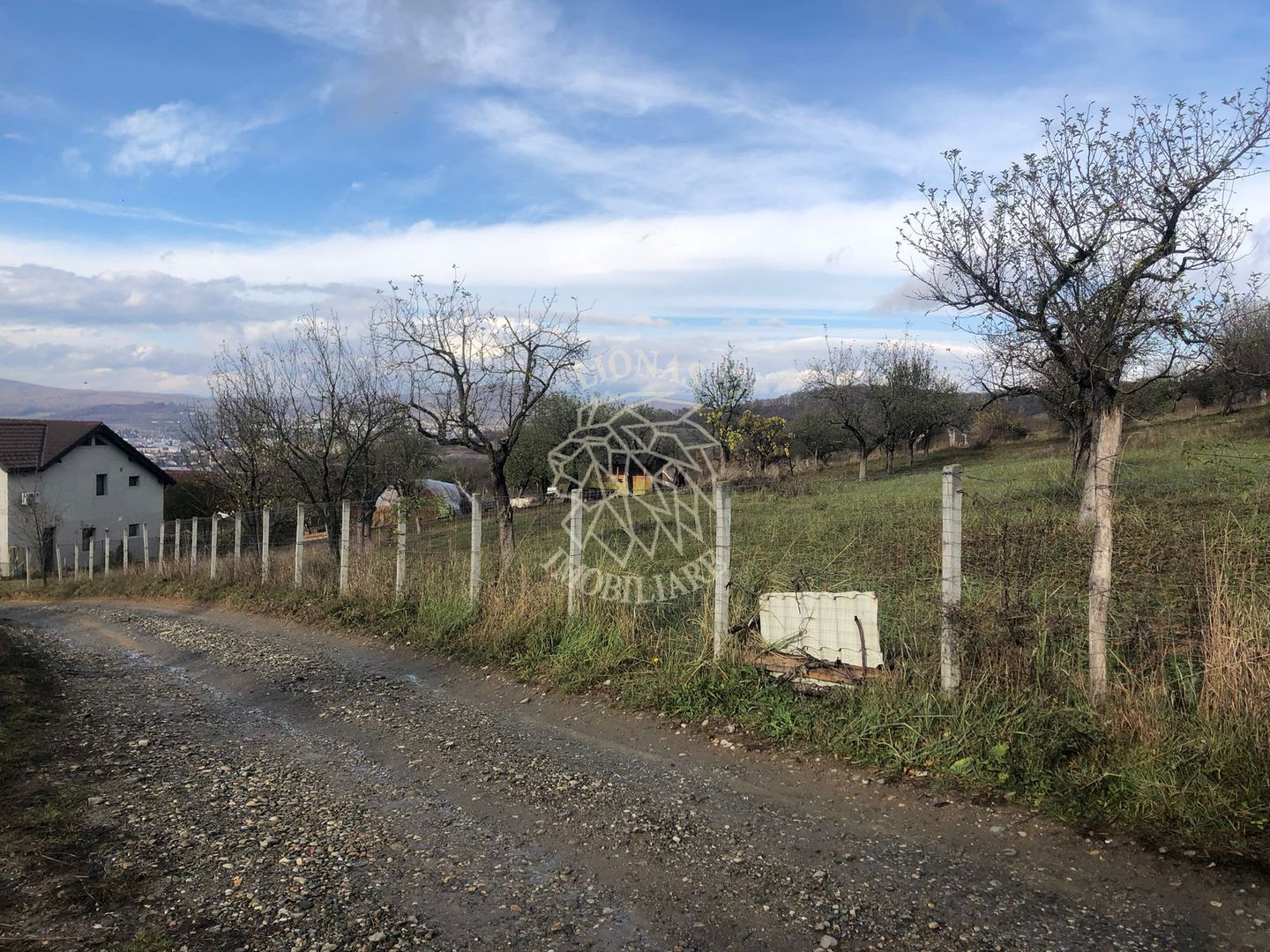 Teren intravilan 3800 mp-pretabil case-parcelabil-Zona Cartier Raal - Poză 2