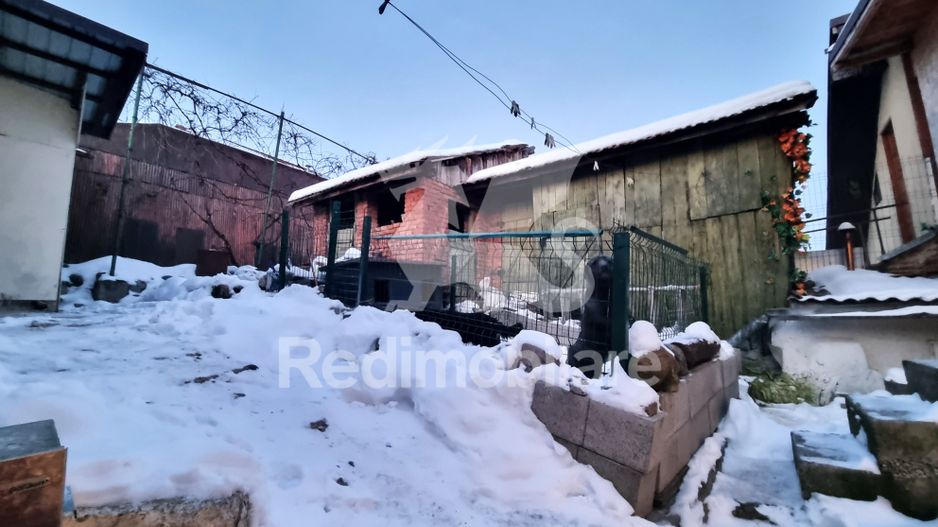 Casă funcțională, curte proprie, finisaje moderne - Poză 11