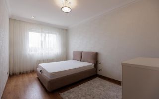 Chirie, apartament, 4 camere, str. Bucureşti, Centru - Poză 4