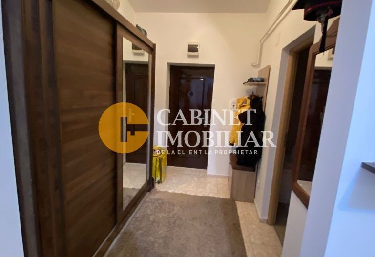 Cug Etaj 3 cu Pod Apartament cu 1 camera 45 mp - Poză 5