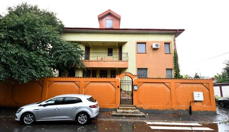 Vila spatioasa, pretabil pentru locuit/clinica, zona Micro 17 – Galati