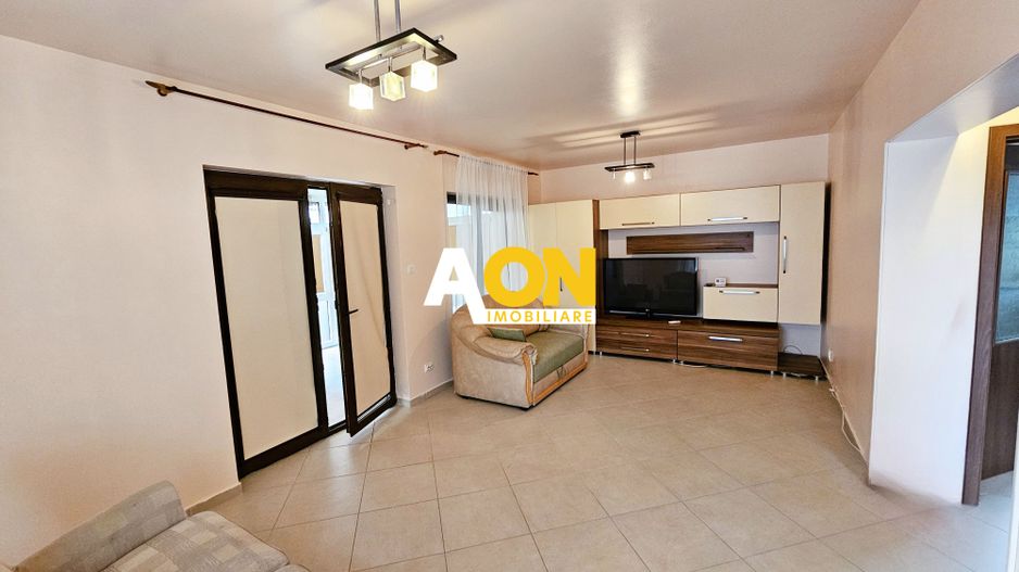 1/2 Duplex, S+P+M, 4 camere, garaj, Cetate - Poză 2