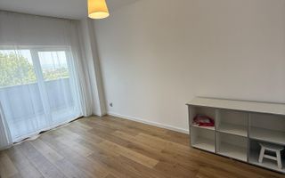 Apartament 3 camere, 60 mp, 2 parcari, terasa, zona Vivo - Poză 4