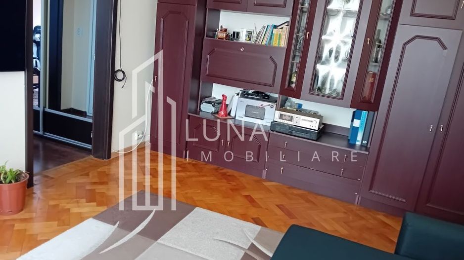 Apartament 2 camere, semidecomandat, mobilat și utilat gata de mutare - Poză 2