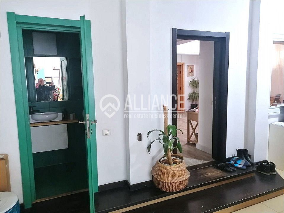 INEL II (COD10) - Spatiu comercial de inchiriat - Poză 12