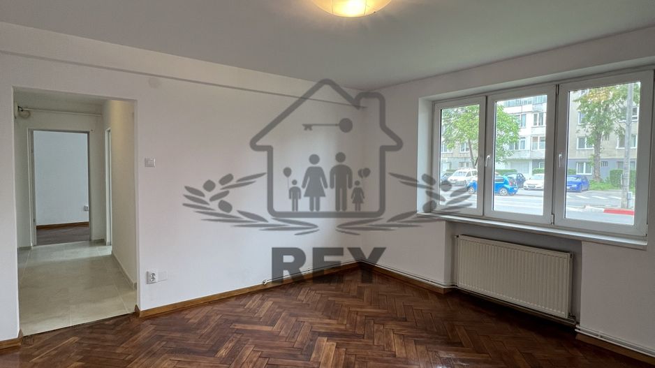 Apartament 3 camere de vânzare zona LIDL Terezian - Poză 1