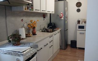 Apartament 2 camere, balcon 6 mp, garaj privat cu acces din apartament - Poză 3