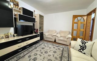 Apartament 4 Camere de vânzare în Onești - Poză 5
