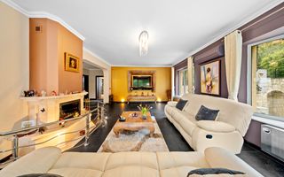 Vila cu teren de 1081 mp in cartierul Andrei Muresanu! - Poză 11