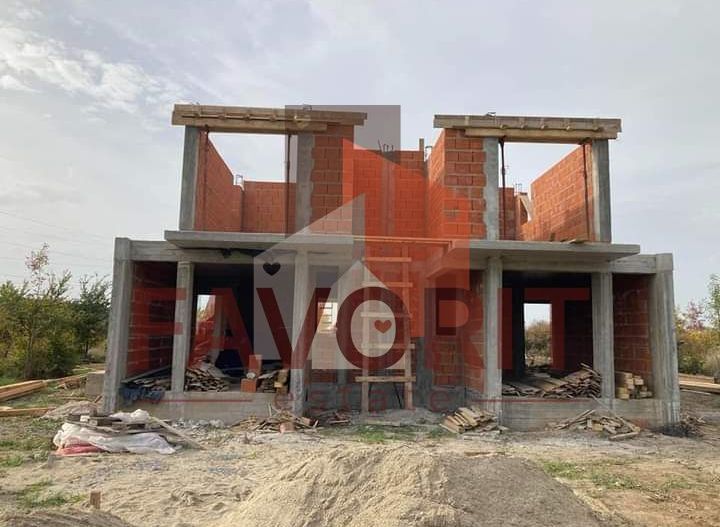 Duplex la rosu in Dumbravita langa lac - Poză 14