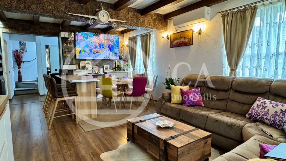 Casă de vânzare cu 6 camere in cartierul Tineretului, Oradea - Poză 2