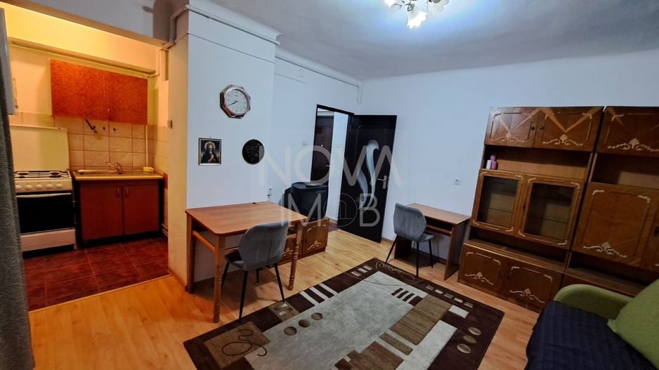Garsoniera de inchiriat, etaj intermediar, Terezian - Poză 1