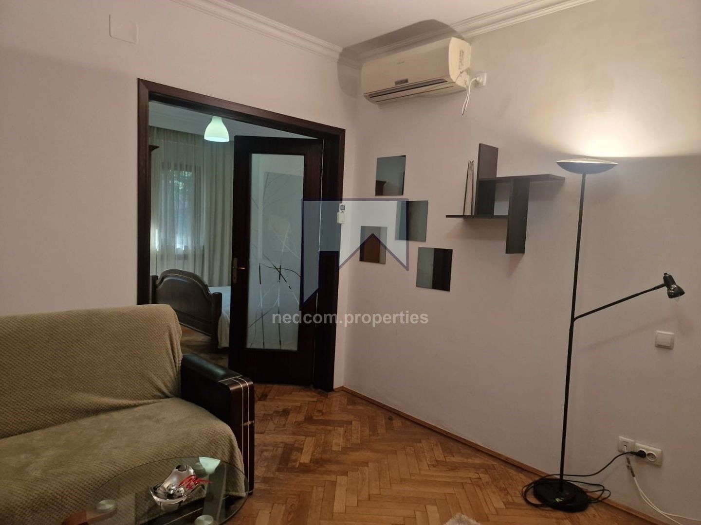Vanzare apartament 2 camere - Vasile Lascar - Cartierul Armeneasca - Poză 2