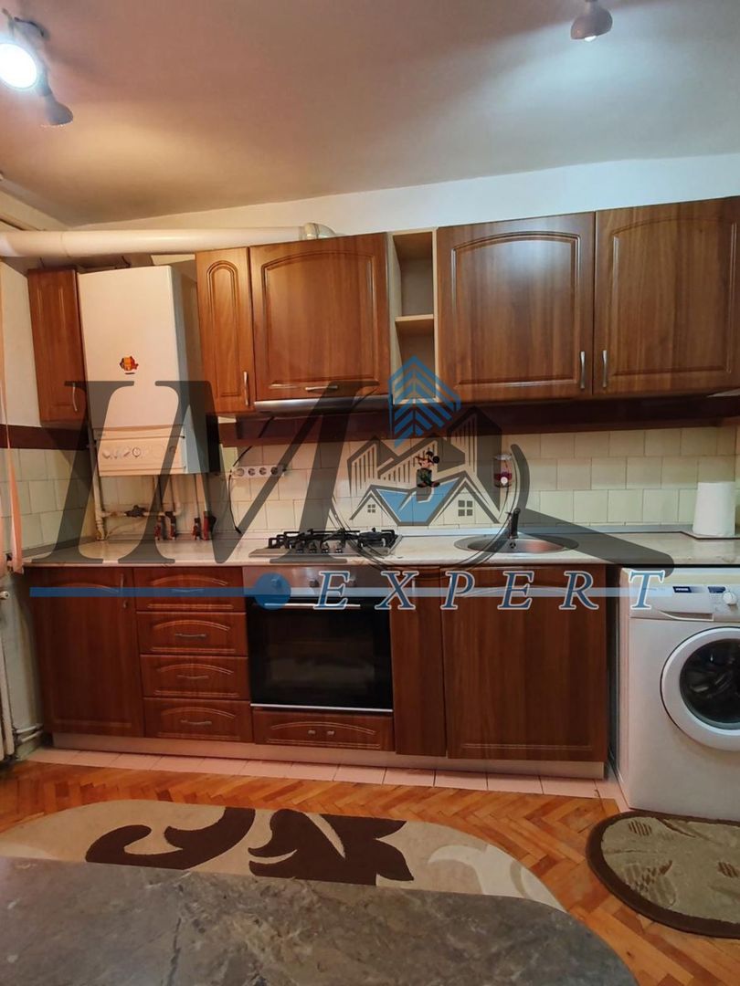 Apartament de inchiriat In Alba Iulia zona Piata Cetate - Poză 3