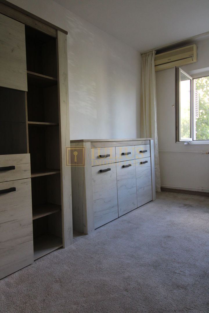 La 5 minute de Spitalul judetean, 3 camere,  centrala proprie - Poză 5