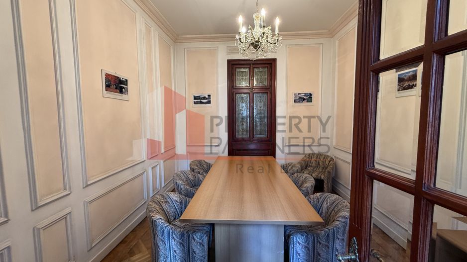 Birouri de inchiriat  200 mp în Palatul Ghica. - Poză 9