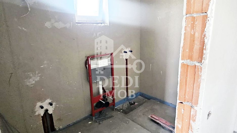 Casă de vânzare cu 4 camere in Santandrei, Bihor - Poză 5