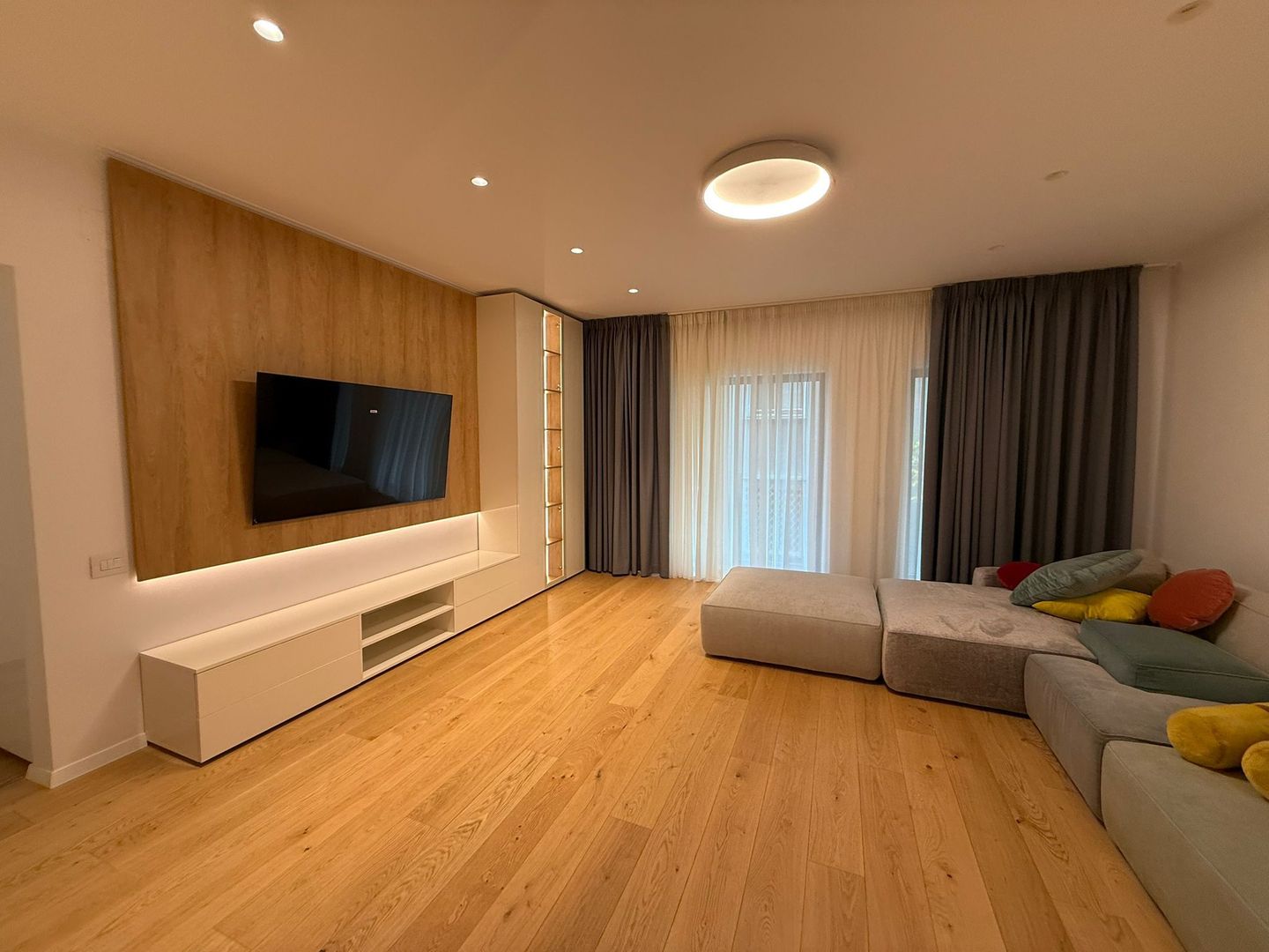 Refined Living în Floreasca I Prima inchiriere - Poză 2