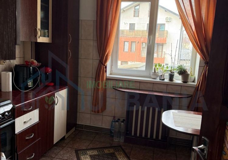 Apartament de închiriat în zona Copou, lângă blocurile rusești - Poză 1
