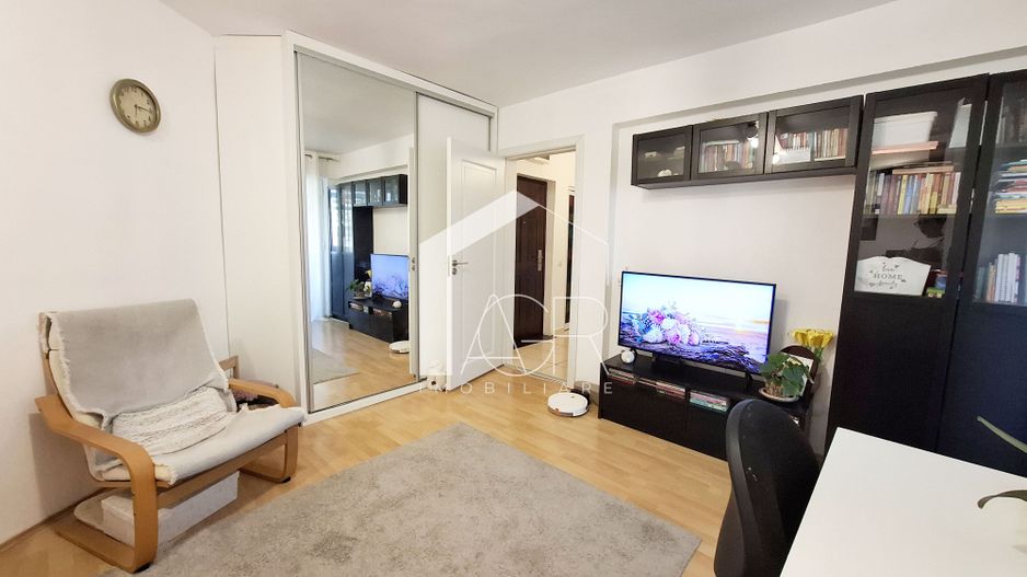 Apartament cu 3 camere, ultracentral - Poză 1