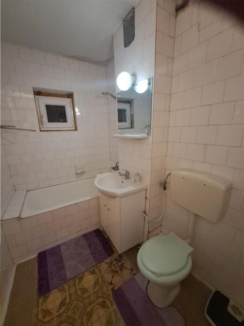 Etaj 1  Bucovina 3 camere decomandat - Poză 16