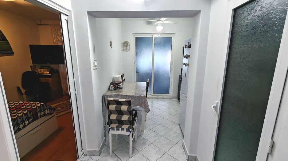 Apartament cu 2 camere, Etajul 1, 59mp, în Zona Industrială din Tecuci - Poză 7