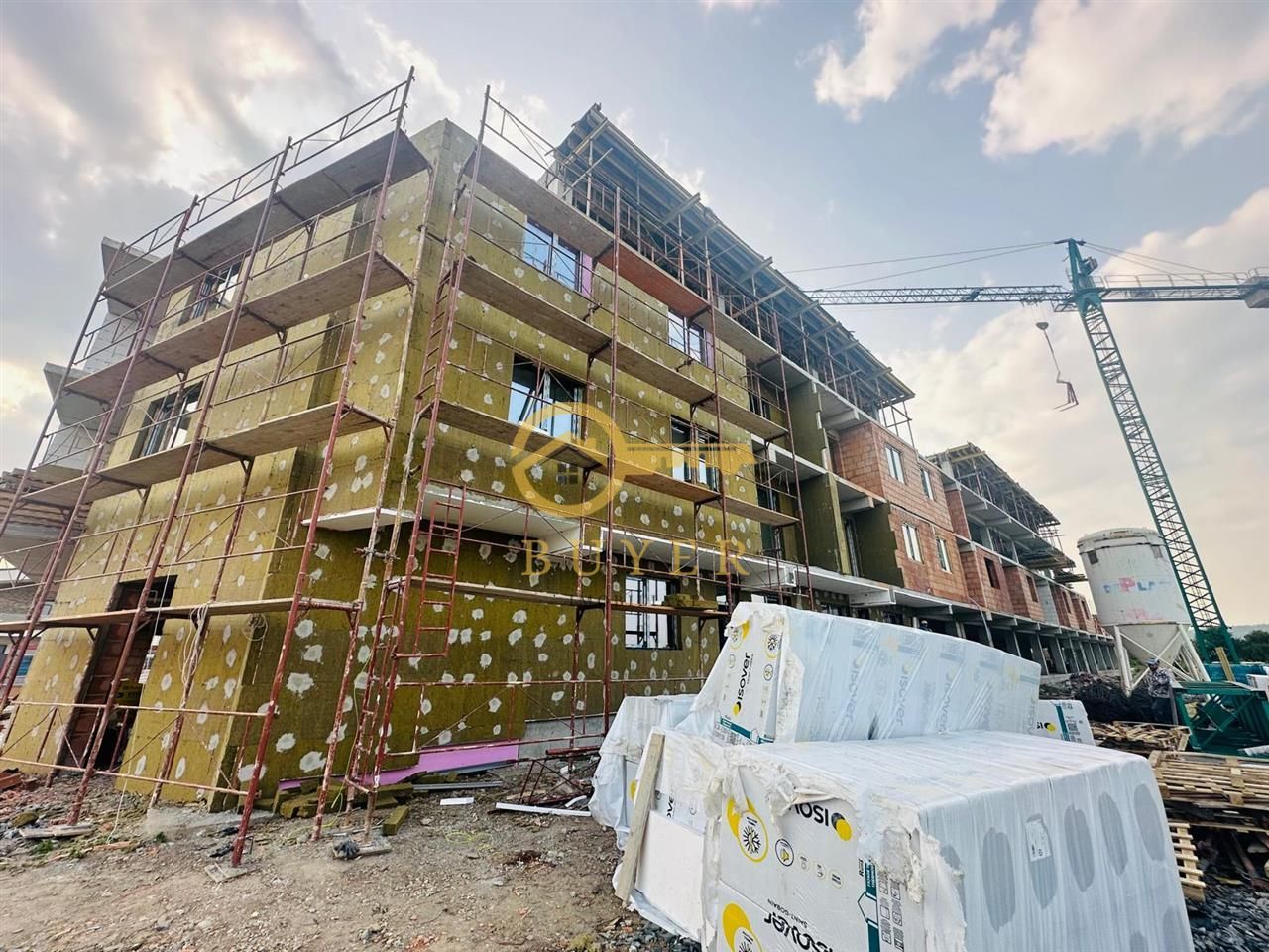 Ap cu 3 camere la etajul 2, incalzire in pardoseala, balcon si parcare - Poză 3