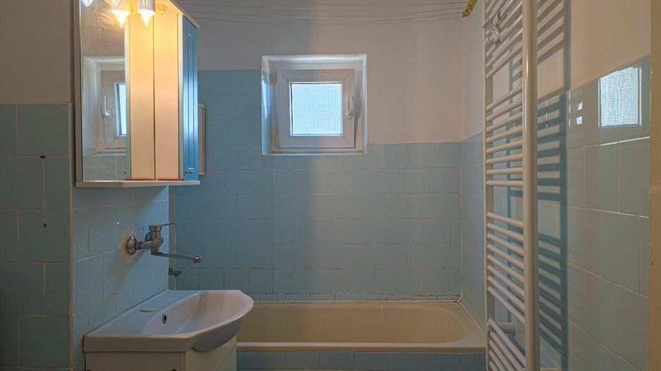 Soarelui - Scoala 30 - 3 Camere, Decomandat, 2 Bai, Etaj 2, Centrala - Poză 14