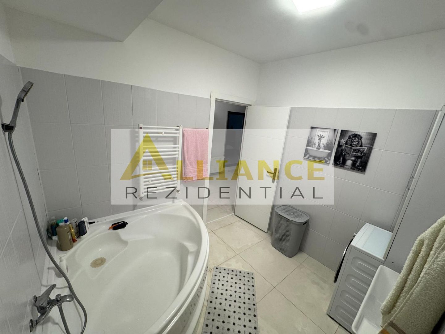 Apartament 2 camere gata de mutare Aparatorii Patriei - Poză 13